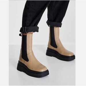 New Vagabond Carla Leather Flatform Chelsea Boots Size 6 MSRP: $220